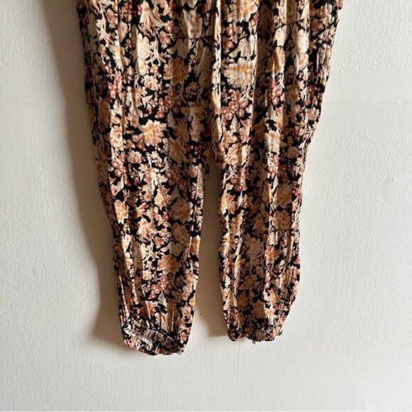 Anthropologie Diandra Pleated Floral Jogger Pants - Picture 5 of 13